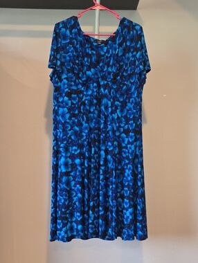 Chaps Blue and Black Floral Midi Dress